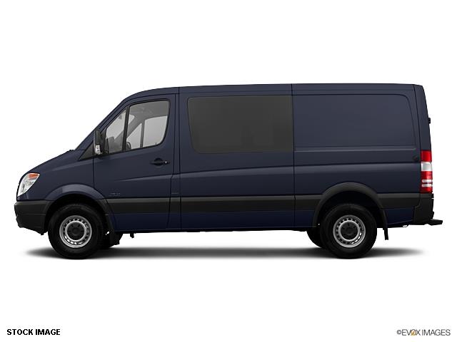 Mercedes-Benz Sprinter 2500 2013 photo 2