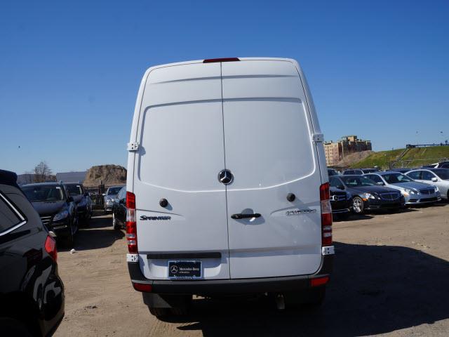 Mercedes-Benz Sprinter 3500 2012 photo 4