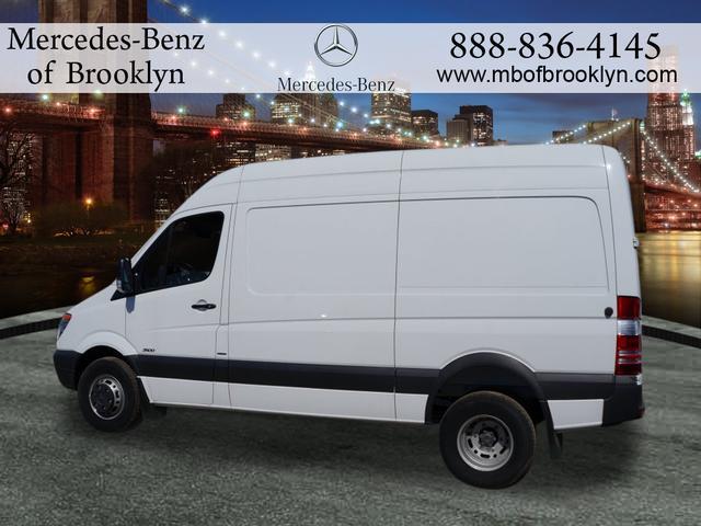 Mercedes-Benz Sprinter 3500 2012 photo 8