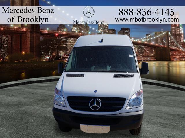 Mercedes-Benz Sprinter 3500 2013 photo 2