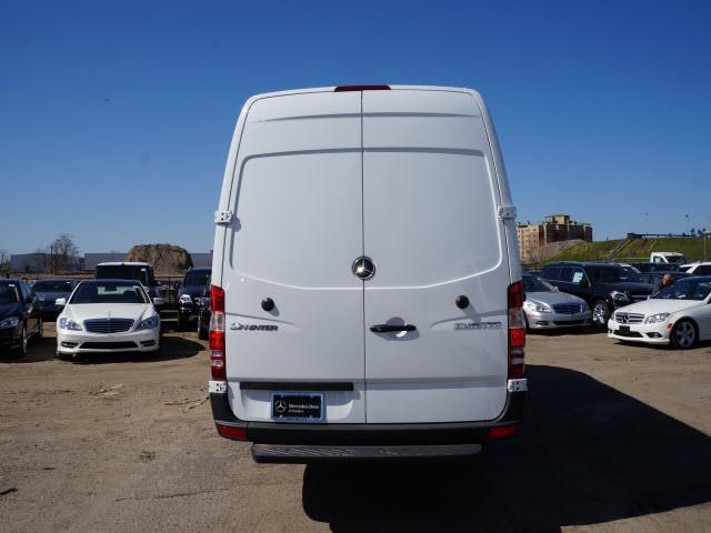 Mercedes-Benz Sprinter 3500 2013 photo 2