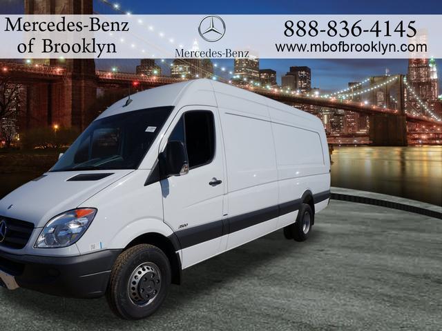 Mercedes-Benz Sprinter 3500 R/T Road +track Passenger Van