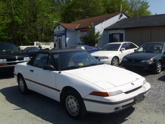 Mercury Capri 1991 photo 2