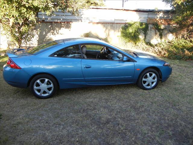 Mercury Cougar 2000 photo 1