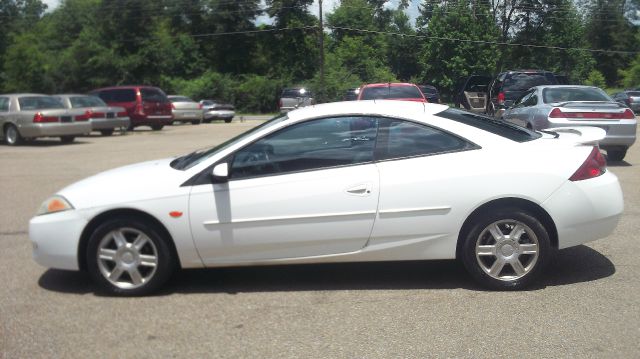 Mercury Cougar 2001 photo 2