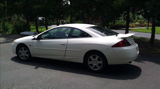 Mercury Cougar 2001 photo 2