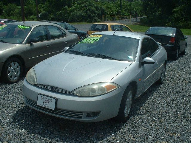 Mercury Cougar 2001 photo 2