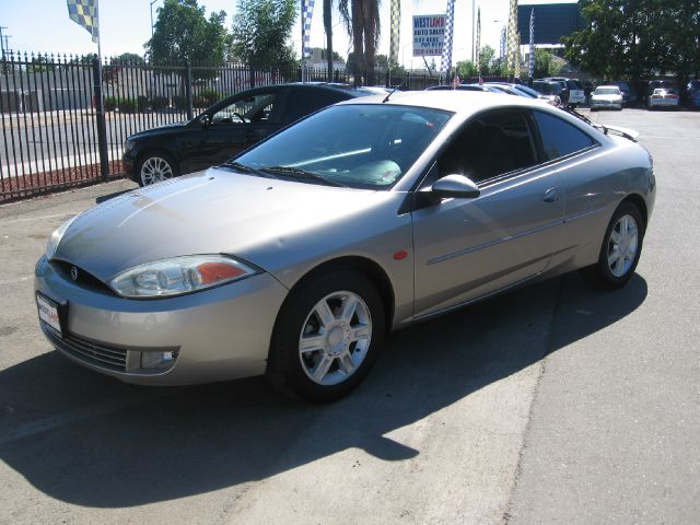 Mercury Cougar 2002 photo 1