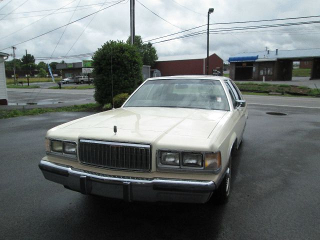 Mercury Grand Marquis 1989 photo 2