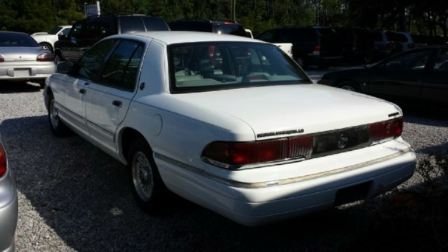 Mercury Grand Marquis 1994 photo 2