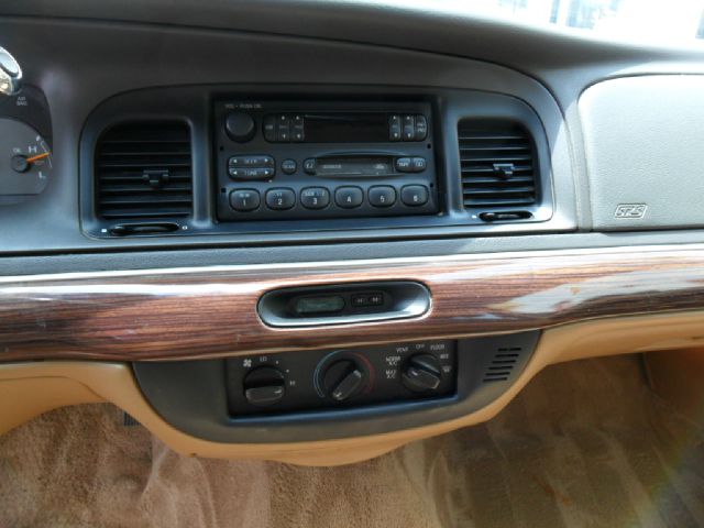 Mercury Grand Marquis 1996 photo 14