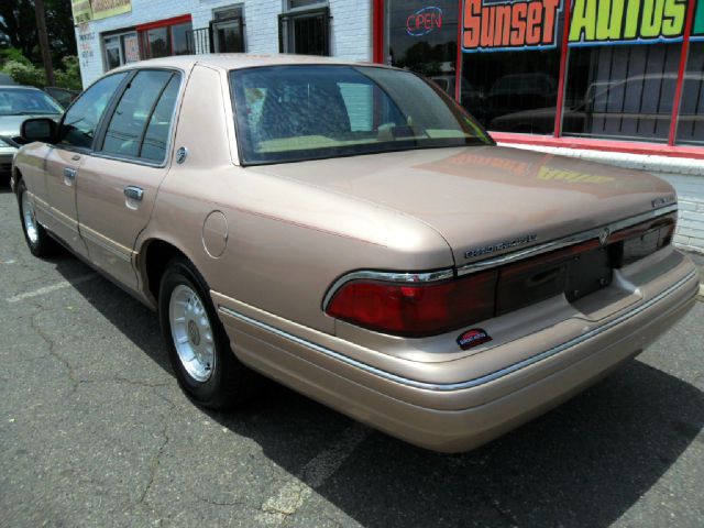 Mercury Grand Marquis 1996 photo 21