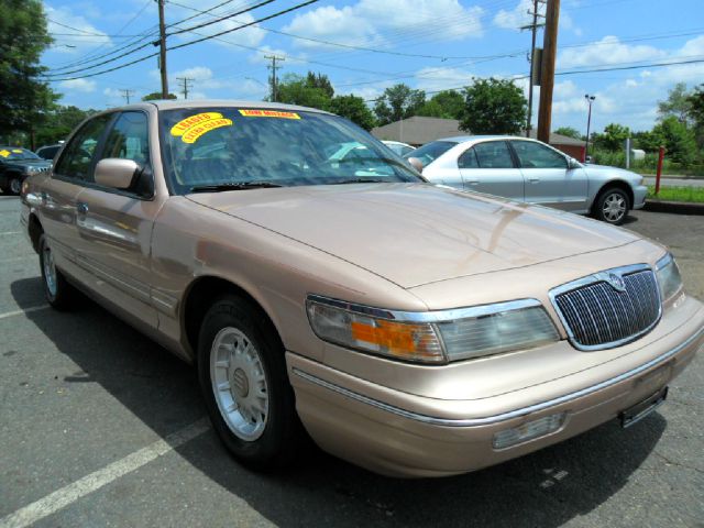 Mercury Grand Marquis 1996 photo 24