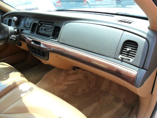 Mercury Grand Marquis 1996 photo 9