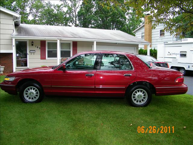 Mercury Grand Marquis 1997 photo 1