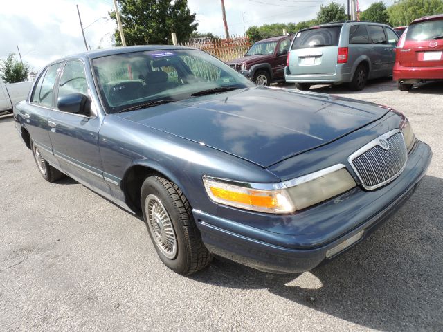 Mercury Grand Marquis 1997 photo 3