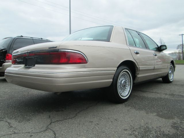 Mercury Grand Marquis Touring W/nav.sys Sedan