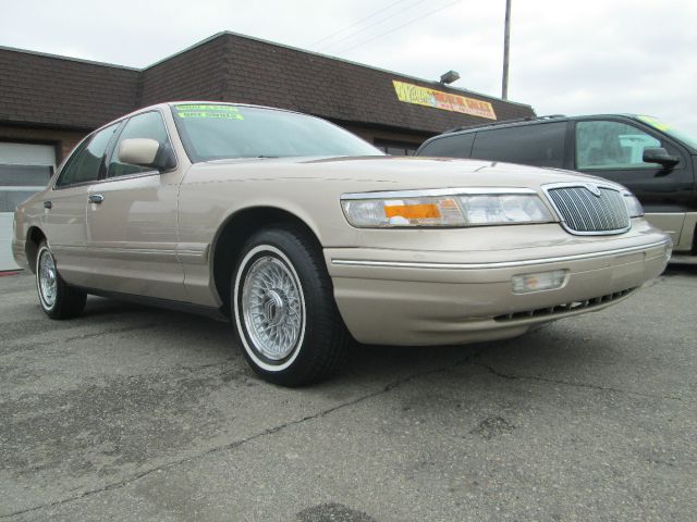 Mercury Grand Marquis 1997 photo 1