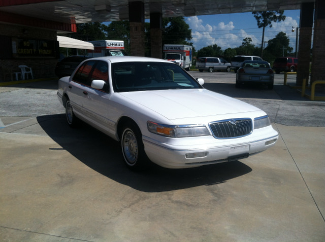 Mercury Grand Marquis 1997 photo 1