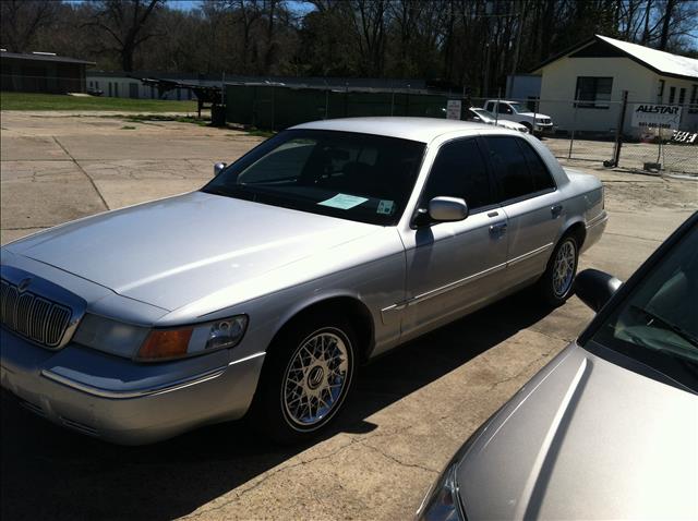 Mercury Grand Marquis 1998 photo 3