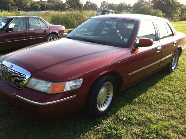 Mercury Grand Marquis 1999 photo 1