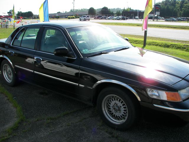 Mercury Grand Marquis 1999 photo 1