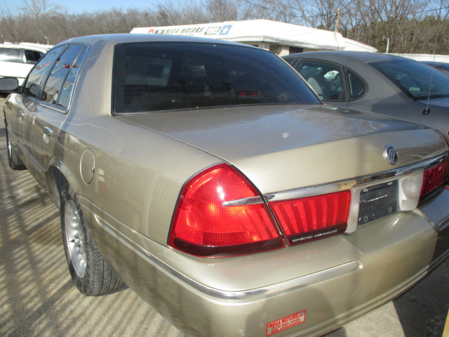 Mercury Grand Marquis 1999 photo 2