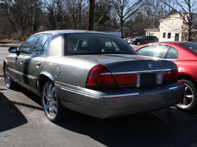 Mercury Grand Marquis 1999 photo 2