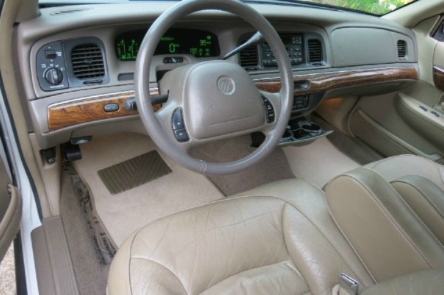 Mercury Grand Marquis 1999 photo 24