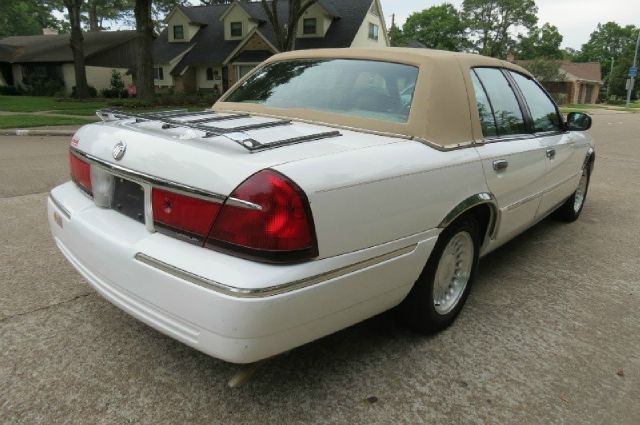 Mercury Grand Marquis 1999 photo 32