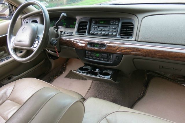 Mercury Grand Marquis 1999 photo 36