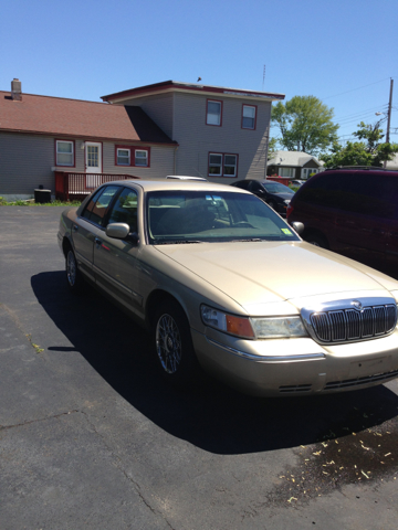 Mercury Grand Marquis XLS Sedan