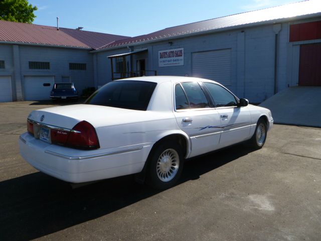 Mercury Grand Marquis 1999 photo 2