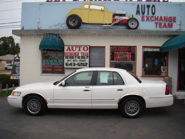 Mercury Grand Marquis XLS Sedan