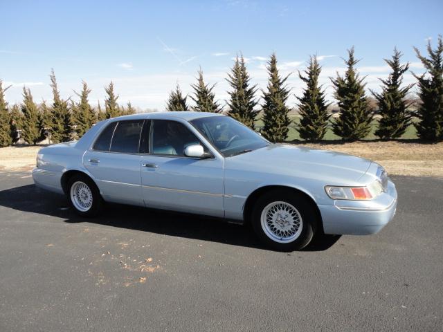 Mercury Grand Marquis 1999 photo 0