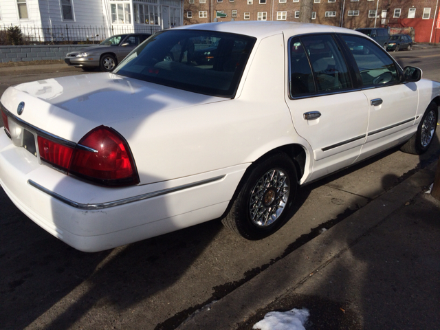 Mercury Grand Marquis 1999 photo 3