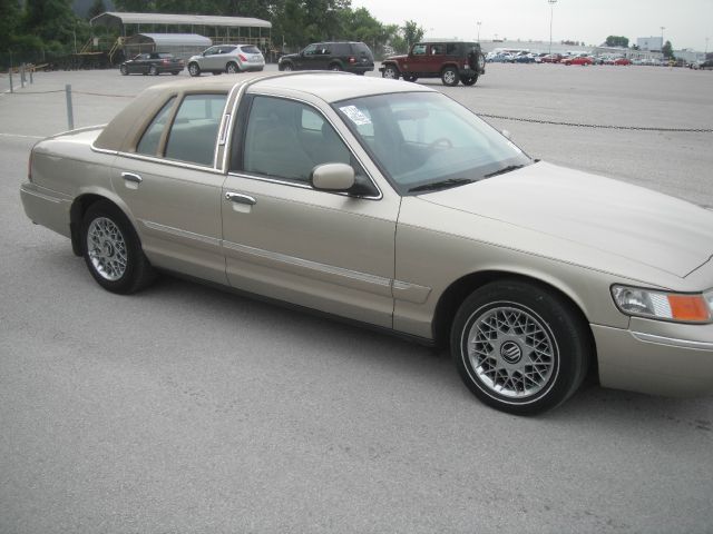 Mercury Grand Marquis 1999 photo 1