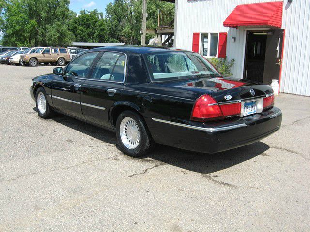 Mercury Grand Marquis 1999 photo 2