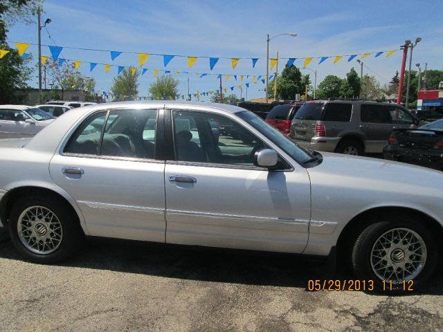 Mercury Grand Marquis 1999 photo 2