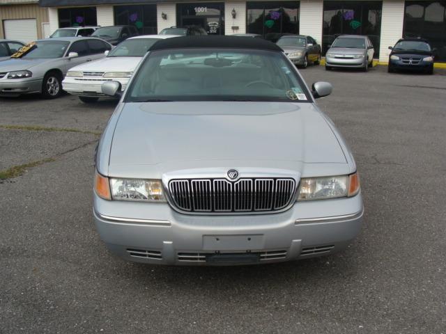 Mercury Grand Marquis 1999 photo 2