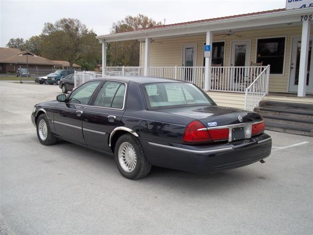 Mercury Grand Marquis 1999 photo 2