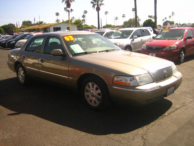 Mercury Grand Marquis 2000 photo 1