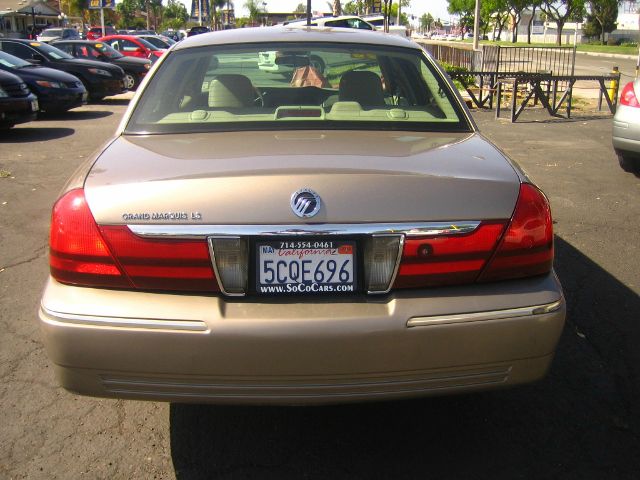 Mercury Grand Marquis 2000 photo 2