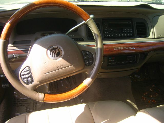 Mercury Grand Marquis 2000 photo 4