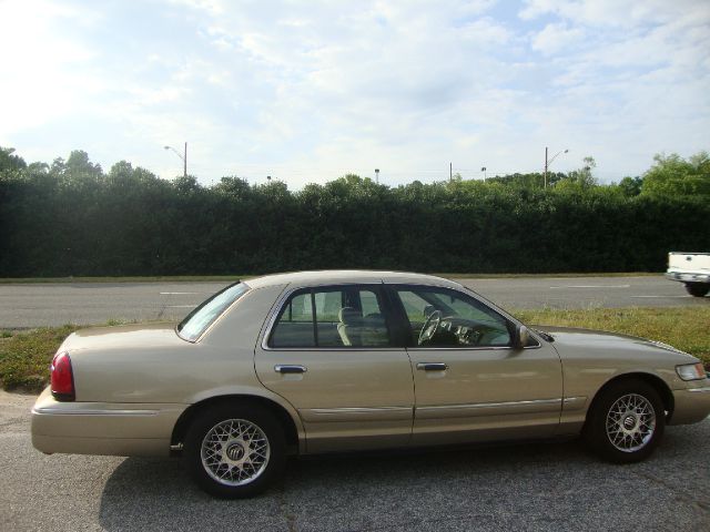 Mercury Grand Marquis 2000 photo 11