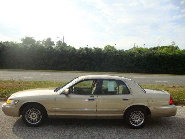 Mercury Grand Marquis 2000 photo 12