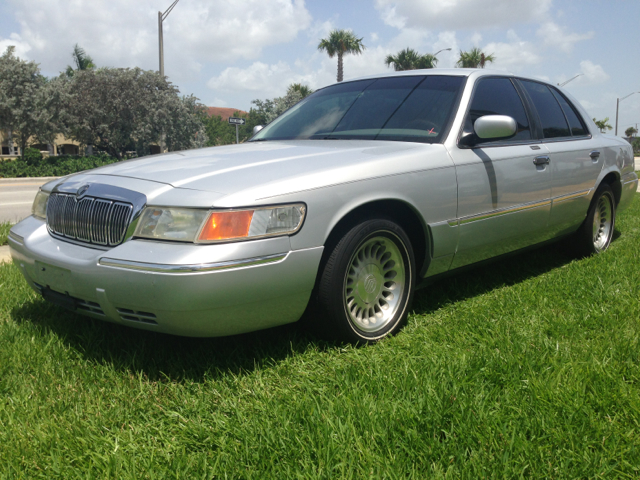 Mercury Grand Marquis Touring W/nav.sys Sedan