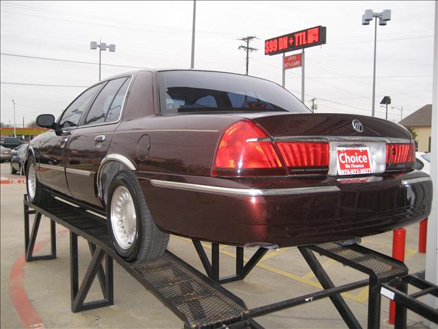 Mercury Grand Marquis 2000 photo 3