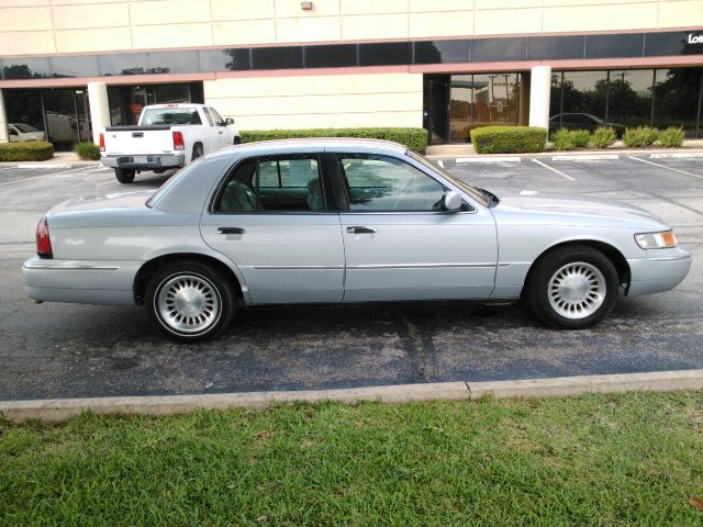 Mercury Grand Marquis 2000 photo 10