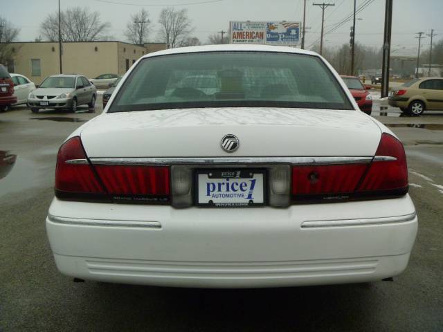 Mercury Grand Marquis 2000 photo 2